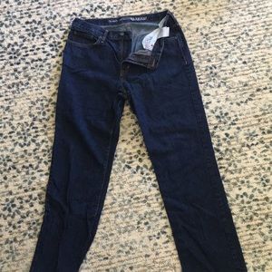 Men’s Dark blue jeans from Old Navy Regular fit.